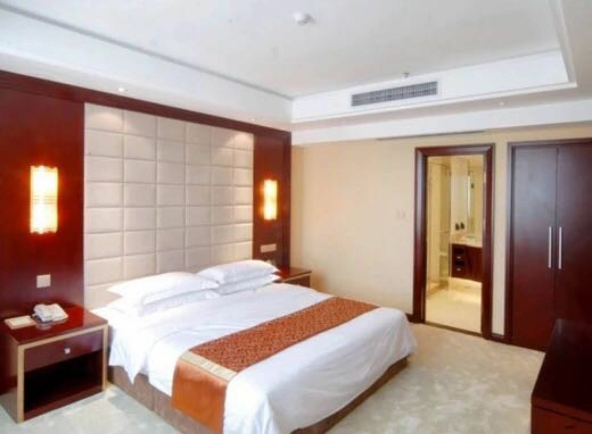 Shenyang Civil Aviation Hotel Exterior photo